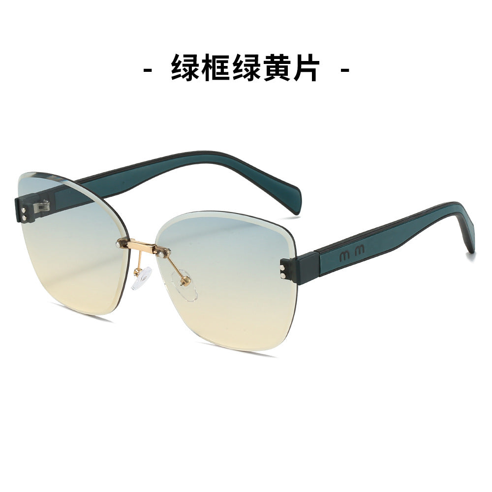 Wholesale Sunglasses for men and women,  personalized UV protection sunglasses,  decorative mirrors